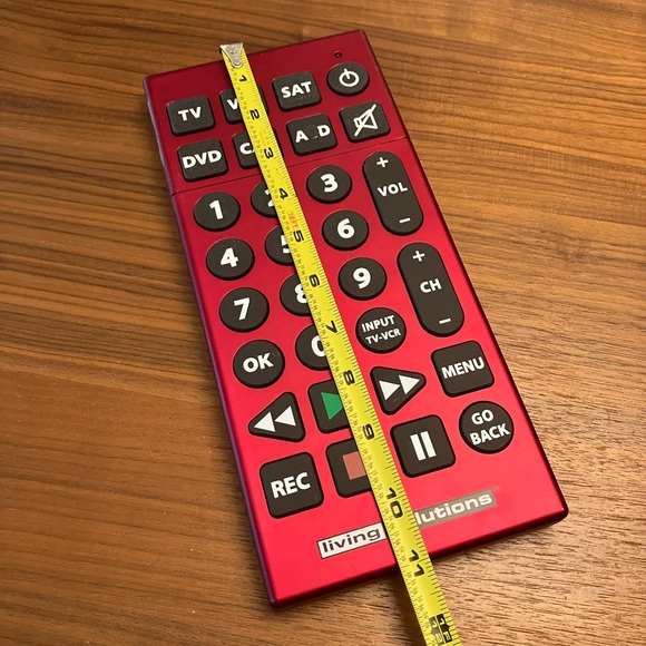 Living Solutions Colossal Universal TV VCR DVD AUDIO CABLE XL Remote Control Red - Picture 9 of 13
